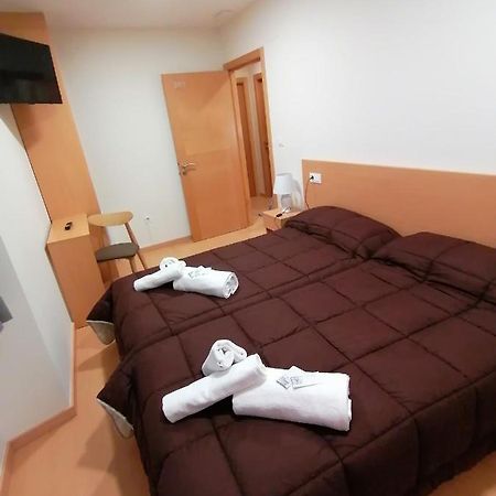 Hospedaxe Casa Avelina Hotel Palas de Rei Værelse billede