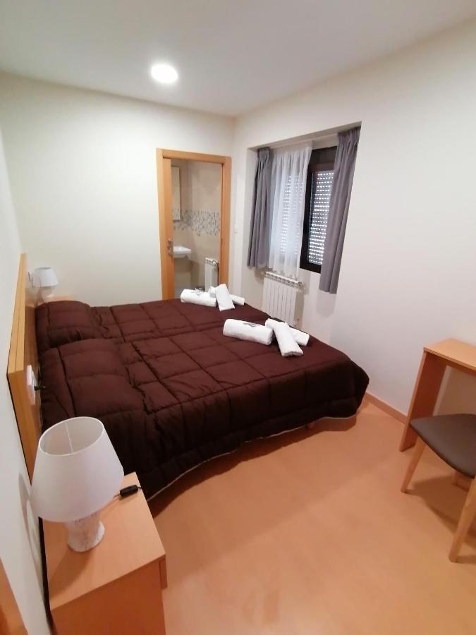 Hospedaxe Casa Avelina Hotel Palas de Rei Værelse billede